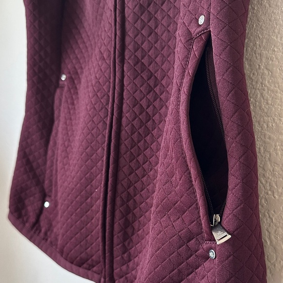 Lauren Ralph Lauren Women’s Vest – Size Small – Burgundy Quilted Zip Front - Picture 8 of 8